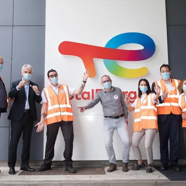 totalenergies-collaborateurs.jpg